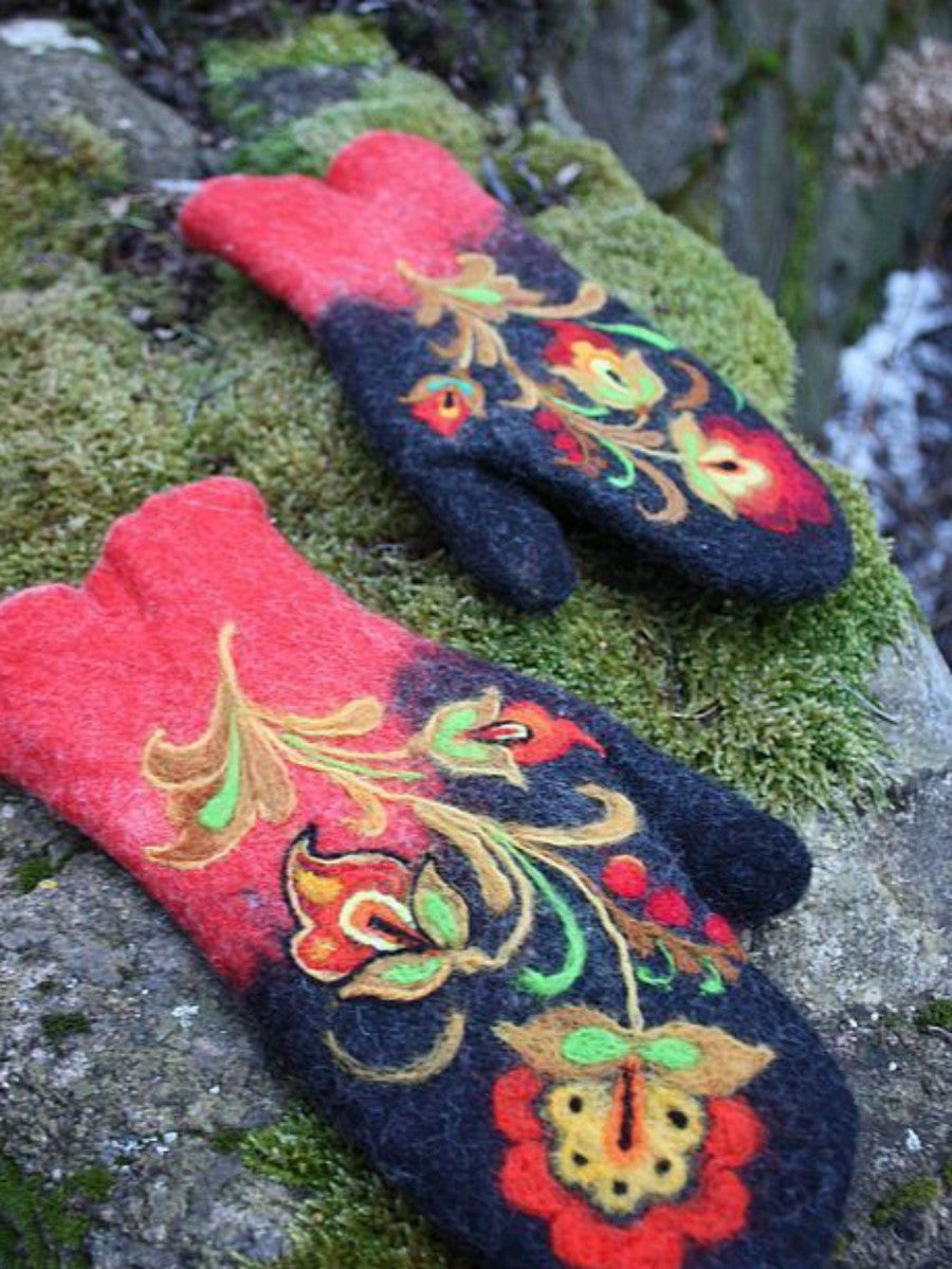 Embroidered Winter Gloves