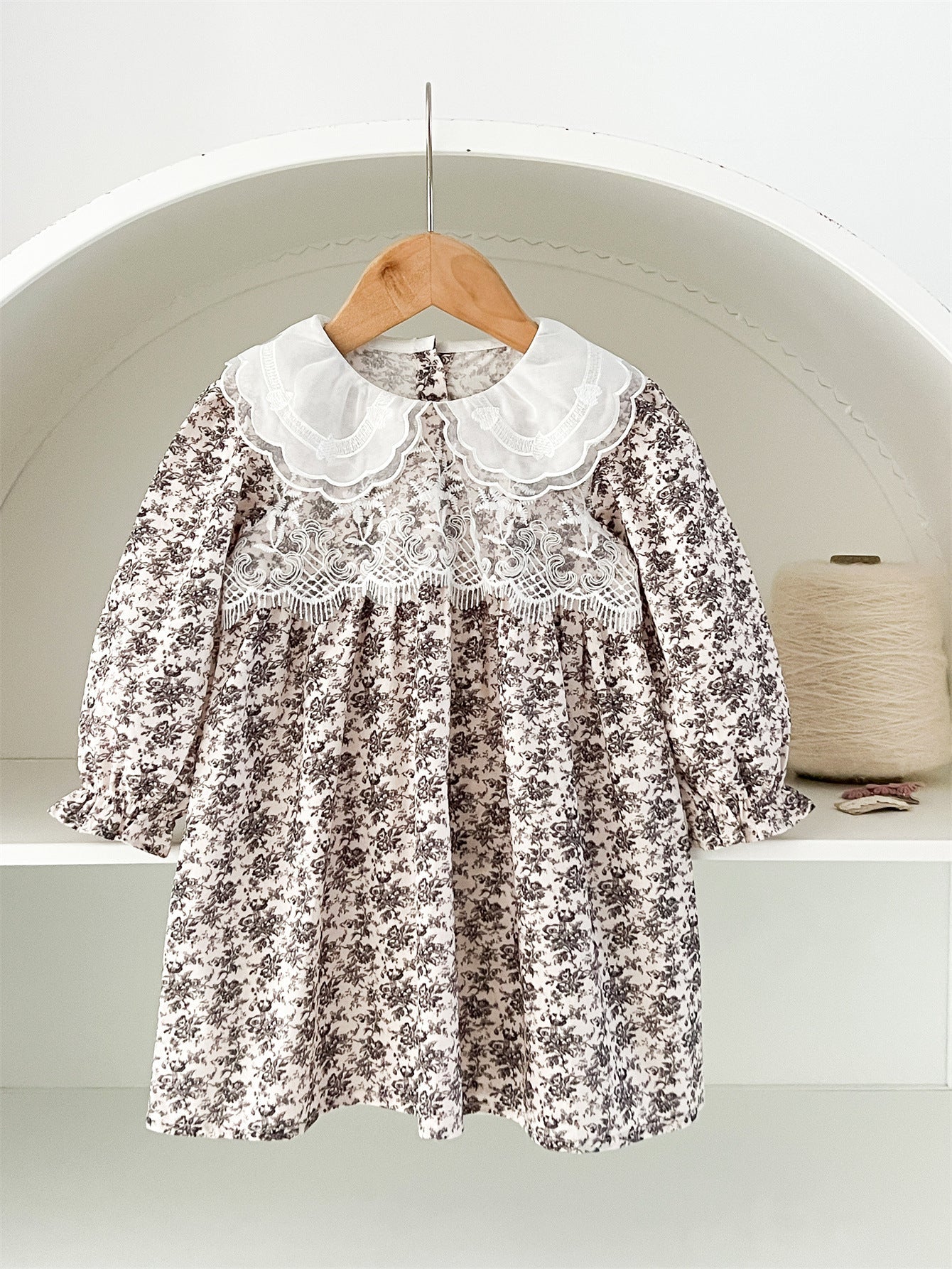 Spring and Autumn Floral Printed and Embroidered Long-sleeved Dress with Lace Collar for Stylish Girls